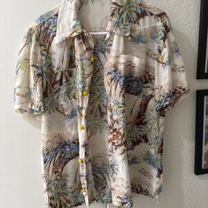 Vintage Men's Hawaiin Shirt Handmade Size Small One of a Kind Grapefruit Buttons